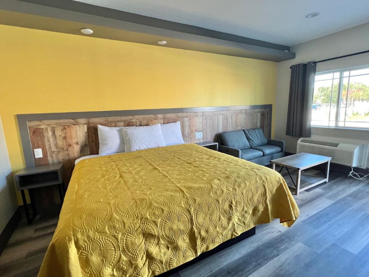The Residency Suites Sugar Land Bagian luar foto